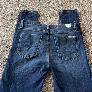 Hudson jeans - worn less than 5 times skinny dark wash